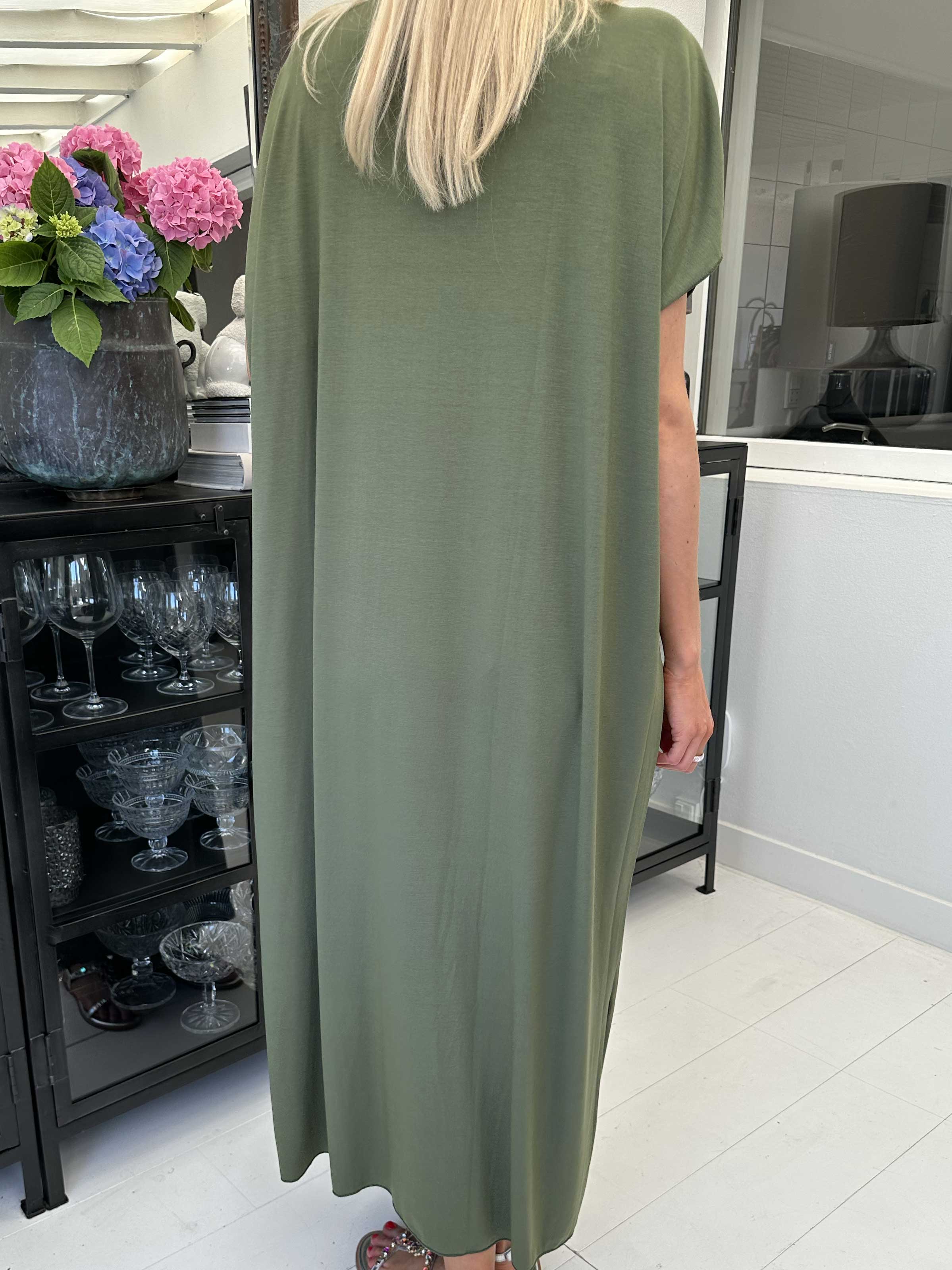 Kirsa Plain Long - Lang kjole i blødt stof